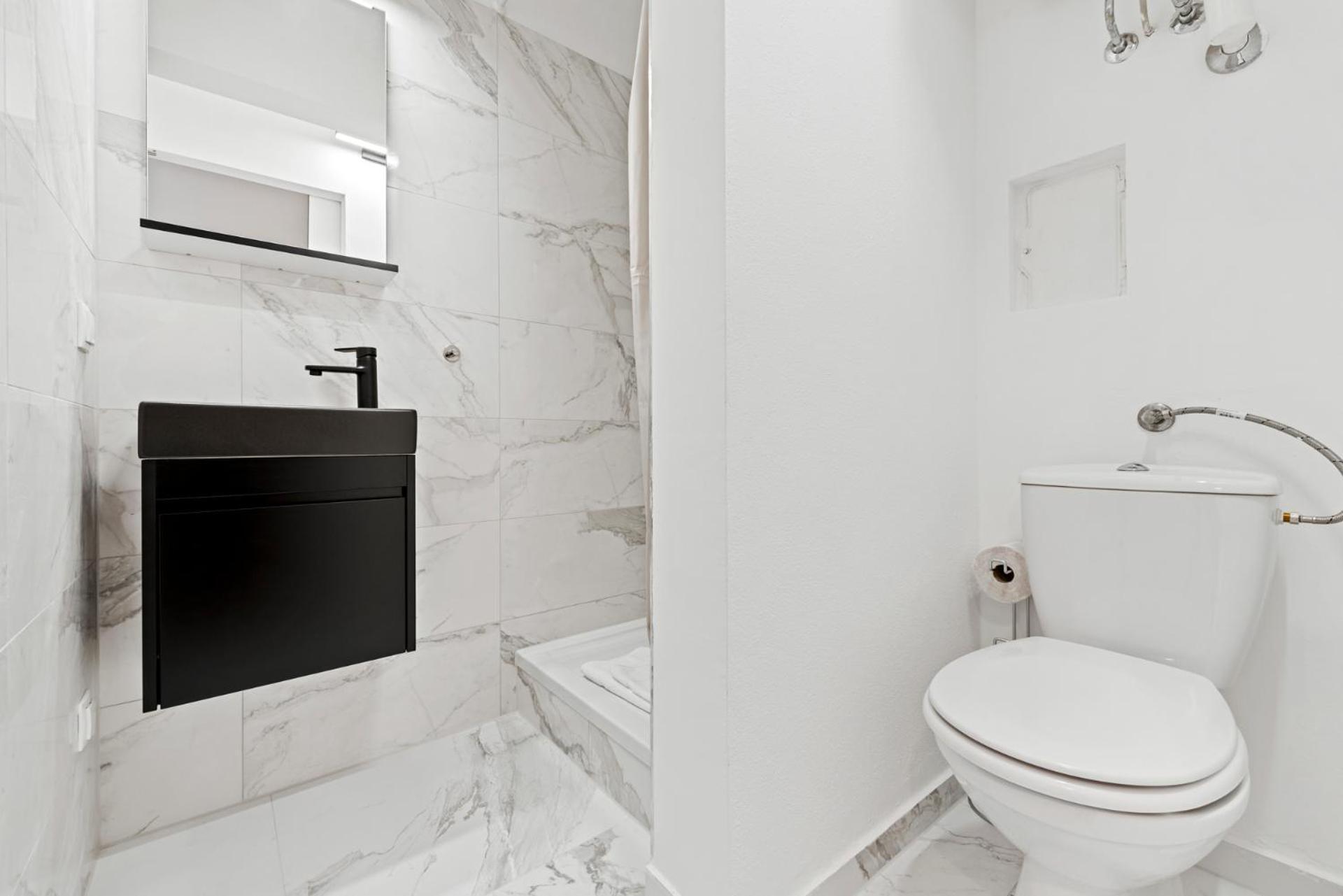 Cozy City Apartment - 15 Min To City-Centre - Contactless 24H Check-In Viyana Dış mekan fotoğraf